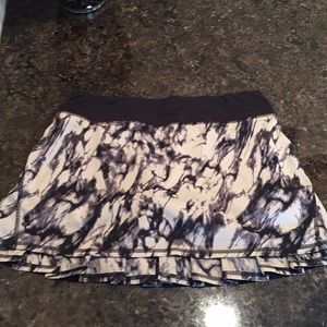 Lulu lemon tennis skirt.